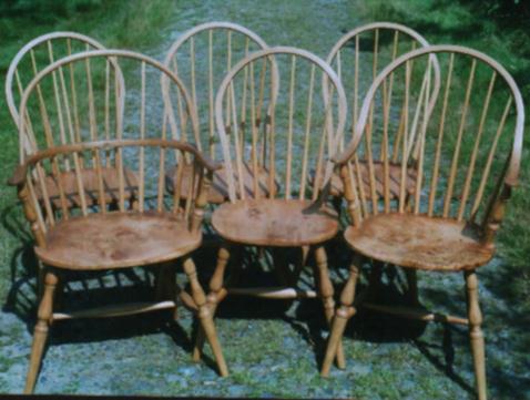 A set of mixed chairs in Oak