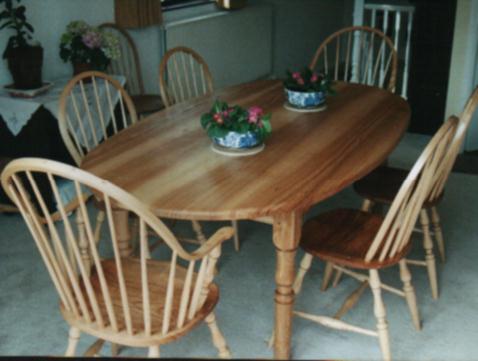 A set of Windsor chairs in Ash wood